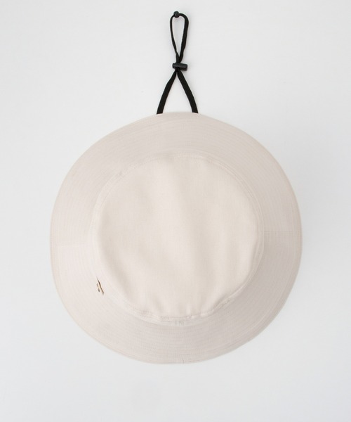 Honeys（ハニーズ）の「【ＵＶカット】洗える折りたたみつば広帽（ハット・レディース・ブラック/ライトグレー/ベージュ/スミクロ/アイボリー・FREE）」の14枚目の写真