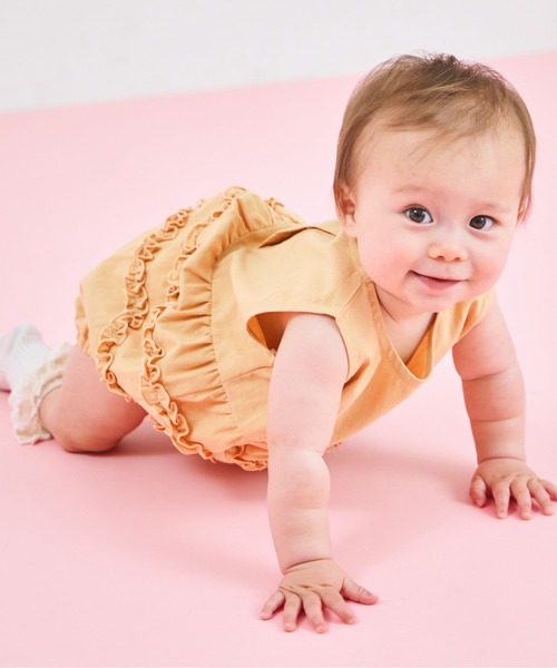 pairmanon（ペアマノン）の「【ベビー】メローフリル ノースリーブロンパース（ロンパース・キッズ・モカ/オレンジ系その他/アイボリー・70/80）」の3枚目の写真