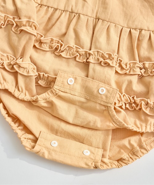 pairmanon（ペアマノン）の「【ベビー】メローフリル ノースリーブロンパース（ロンパース・キッズ・モカ/オレンジ系その他/アイボリー・70/80）」の6枚目の写真