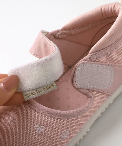 apres les cours（アプレレクール）の「ハート刺繍水抜きサンダル（サンダル・キッズ・ピンク/キナリ・19/18/17/16/15 /14）」の18枚目の写真