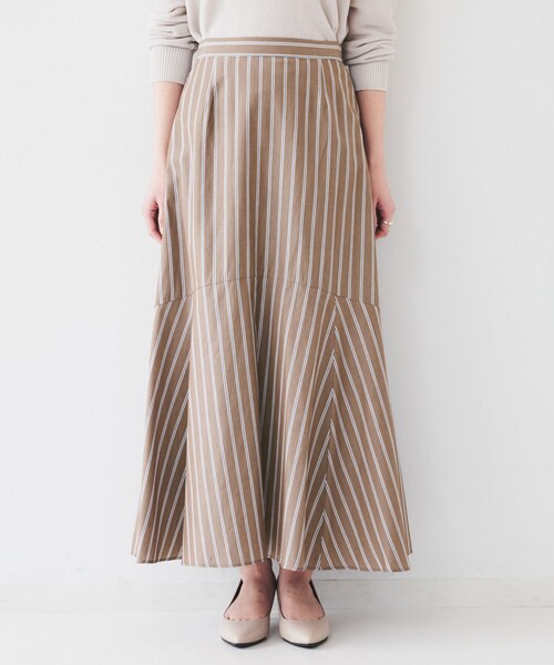 UNTITLED(アンタイトル)の「【後ろウエストゴム/マーメイド】ストライプフレアスカート(スカート・レディース・ブルー系2/ベージュ系その他6/ブラウン系その他4・00/01/48/50/44/46/04/42/02/03)」の19枚目の写真