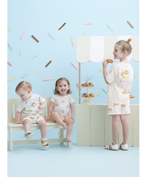 gelato pique(ジェラートピケ)の「【KIDS】ドーナツベアワンポイントTシャツ(ルームウェア/パジャマ・キッズ・クリーム/ピンク・90/100/110/120)」の8枚目の写真