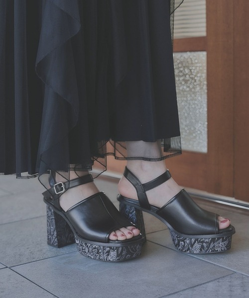 HARE(ハレ)の「ガラソールチャンキーサンダル(HARE)(サンダル・レディース・ブラック/グレー/ネイビー・SMALL/MEDIUM/LARGE)」の7枚目の写真