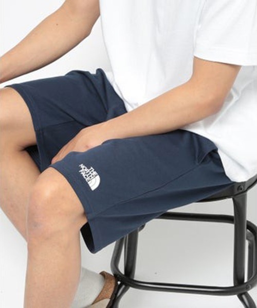 THE NORTH FACE(ザノースフェイス)の「【THE NORTH FACE】STANDARD LIGHT SHORTS / ハーフパンツ ワンポイント 半パン ショートパンツ(スウェットパンツ・メンズ・ネイビー/カーキ・M/S)」の2枚目の写真