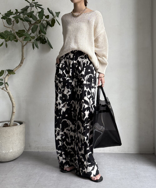 DouDou（ドゥドゥ）の「【WEB限定】フラワープリントワイドパンツ（その他パンツ・レディース・ベージュ/アイボリー・FREE）」の5枚目の写真