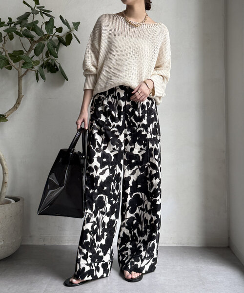 DouDou（ドゥドゥ）の「【WEB限定】フラワープリントワイドパンツ（その他パンツ・レディース・ベージュ/アイボリー・FREE）」の6枚目の写真