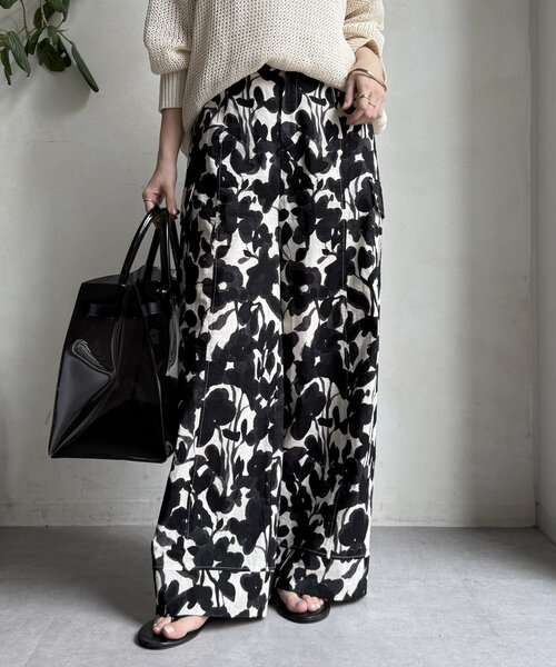 DouDou（ドゥドゥ）の「【WEB限定】フラワープリントワイドパンツ（その他パンツ・レディース・ベージュ/アイボリー・FREE）」の10枚目の写真