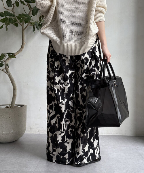 DouDou（ドゥドゥ）の「【WEB限定】フラワープリントワイドパンツ（その他パンツ・レディース・ベージュ/アイボリー・FREE）」の11枚目の写真