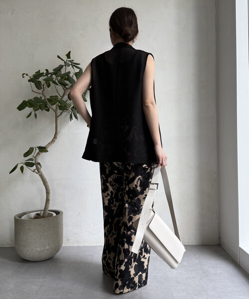 DouDou（ドゥドゥ）の「【WEB限定】フラワープリントワイドパンツ（その他パンツ・レディース・ベージュ/アイボリー・FREE）」の16枚目の写真