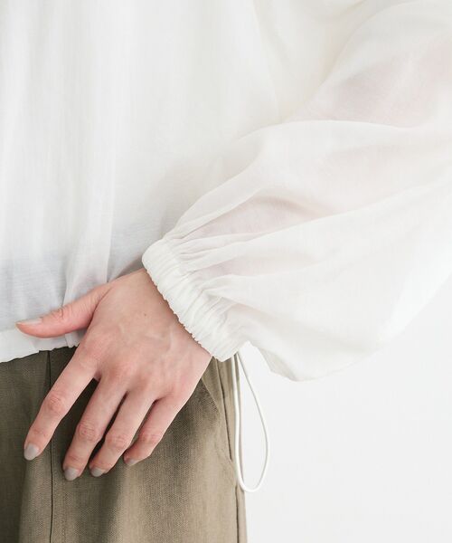 ELENCARE DUE（エレンカーレデュエ）の「・ELENCARE DUE シアーマウンテンパーカー（マウンテンパーカー・レディース・グリーン/チャコールグレー/オフホワイト/ブラック・FREE）」の18枚目の写真