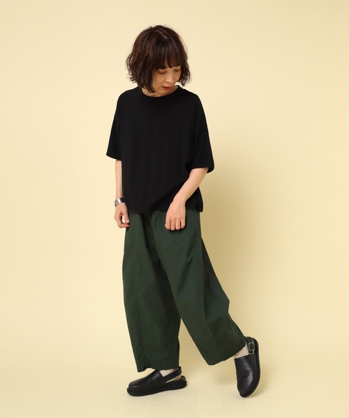 RNA-N（アールエヌエーエヌ）の「B2888 リブコンビヘムカーブプルオーバー（Tシャツ/カットソー・レディース・グレー/ブラック/グリーン・FREE）」の10枚目の写真