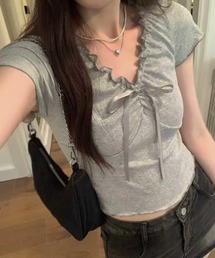 胸元リボンギャザー入りカットトップス