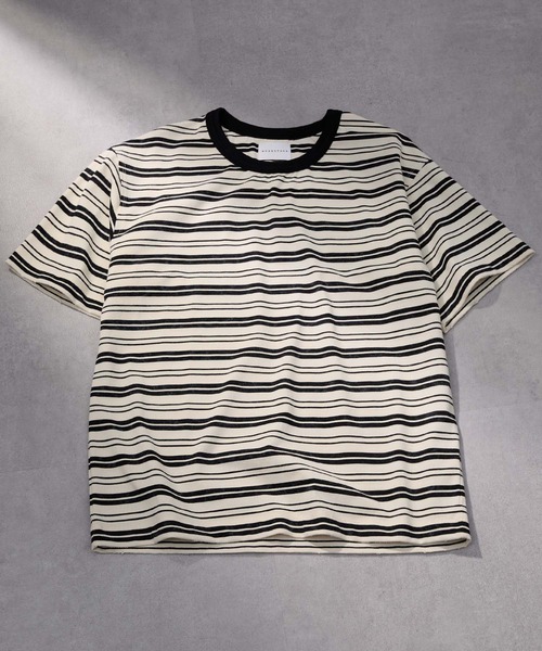 WEARSTAND（ウェアスタンド）の「【WEARSTAND/ウェアスタンド】Multi Border Damage T-Shirt  / マルチボーダー ダメージTシャツ / ビンテージ加工 / レギュラーフィット（Tシャツ/カットソー・メンズ・アイボリー/ブラック・MEDIUM/LARGE/X-LARGE）」の2枚目の写真