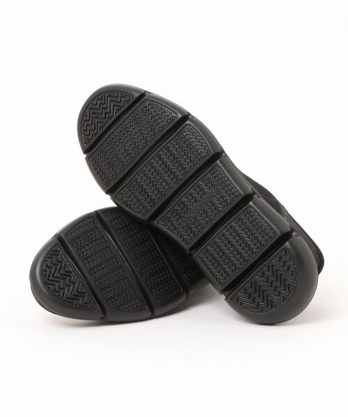 SKECHERS（スケッチャーズ）の「《SKECHERS》GARZA - PALMA（スニーカー・メンズ・ブラック/チャコールグレー・25.0cm/25.5cm/26.0cm/26.5cm/27.0cm/27.5cm/28.0cm）」の4枚目の写真