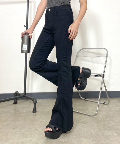 non-hedge（ノンヘッジ）の「切替デニムフレアパンツ（デニムパンツ・レディース・チャコールグレー/ブルー/ブラック/ライトブルー・S/M）」の2枚目の写真