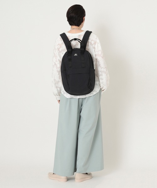GREGORY（グレゴリー）の「スージーバックパックM SUSZY BACKPACK M エボニーブラック（バックパック/リュック・レディース・ブラック・ONE SIZE）」の2枚目の写真