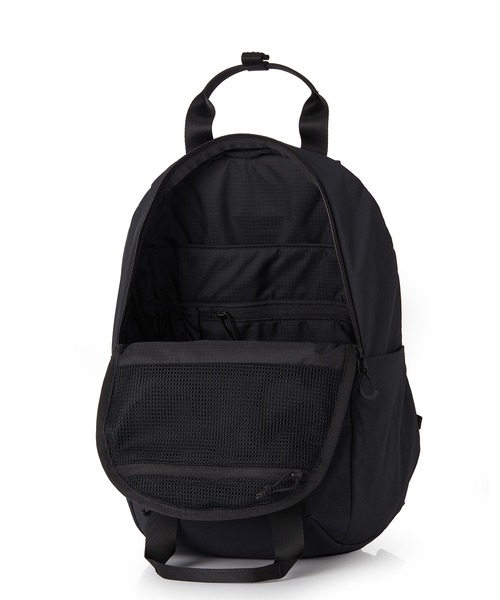 GREGORY（グレゴリー）の「スージーバックパックM SUSZY BACKPACK M エボニーブラック（バックパック/リュック・レディース・ブラック・ONE SIZE）」の6枚目の写真