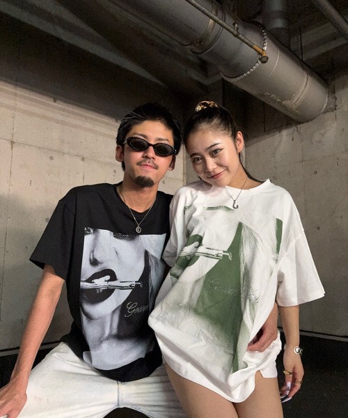 INTER FACTORY（インターファクトリー）の「AINA - ラインストーンロゴフェイスプリントBIG Tシャツ　GOSSIP CLUB　made in INTER FACTORY（Tシャツ/カットソー・レディース・ホワイト/ブラック・FREE）」の7枚目の写真