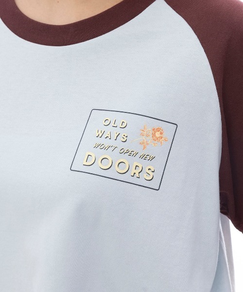 RVCA(ルーカ)の「【RVCA/ルーカ】25SS OLD WAYS CROPPED SS TEE/半袖ショート丈Tシャツ(Tシャツ/カットソー・レディース・ライトブルー/ブラウン/ホワイト・MEDIUM/SMALL/LARGE)」の7枚目の写真
