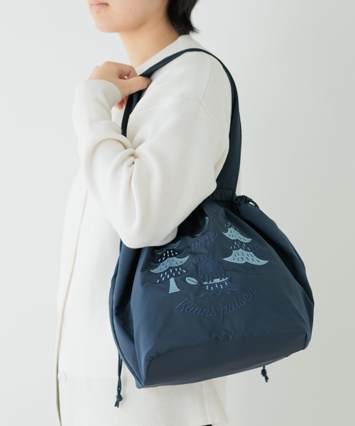 moz(モズ)の「moz モズ 刺繍トート L(トートバッグ・レディース・ネイビー/レッド/ブラック・FREE)」の2枚目の写真