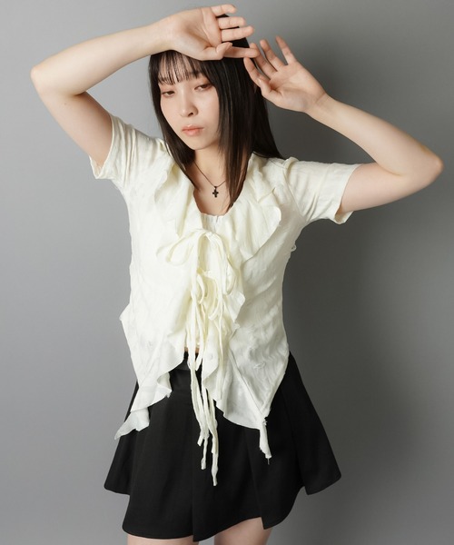 SPINNS（スピンズ）の「ダメージボレロ/フリルリボン/Vネック（シャツ/ブラウス・レディース・ブラック/グレー/ホワイト・ONESIZE）」の15枚目の写真