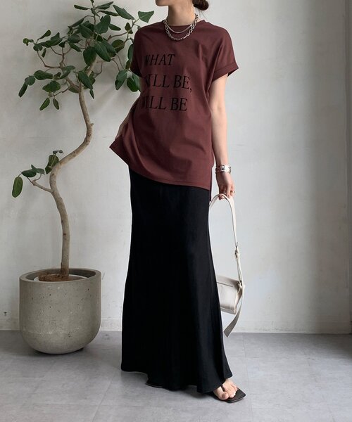 DouDou(ドゥドゥ)の「【WEB限定】 汗染み防止加工フロッキーロゴTEE(Tシャツ/カットソー・レディース・ブラウン/ベージュ/ブラック・FREE)」の9枚目の写真