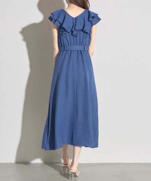 tocco closet(トッコ クローゼット)の「【ZOZO限定】ダブルラッフルデニムライクワンピース(ワンピース・レディース・ブルー/サックスブルー・M)」の16枚目の写真