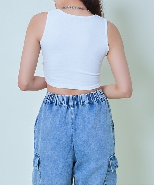 GORGE(ゴージ)の「《クロップド丈×フィット感》レディース タンクトップ シンプル 無地 ストレッチ 春夏秋(タンクトップ・レディース・レッド/イエロー/オフホワイト/ブラック・F)」の16枚目の写真