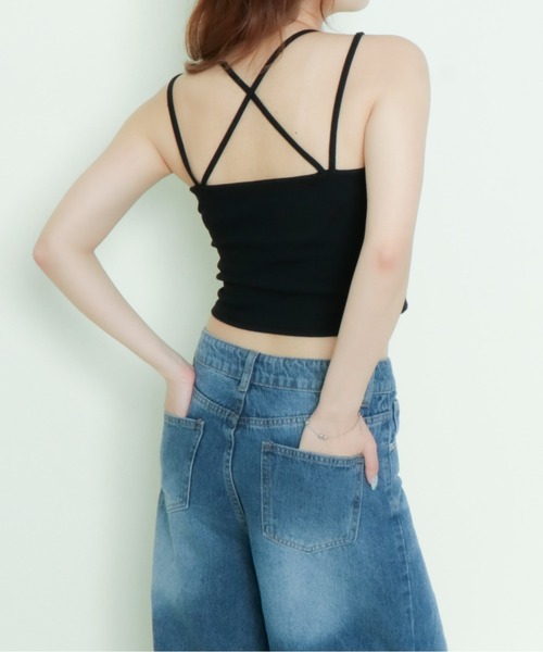 GORGE(ゴージ)の「《後ろ姿で差がつく》クロスバックタンク(キャミソール・レディース・レッド/イエロー/ブラック/オフホワイト・F)」の8枚目の写真