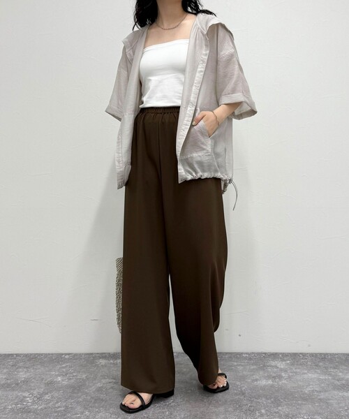 fredy emue（フレディエミュ）の「シアーフーディハーフスリーブシャツ（シャツ/ブラウス・レディース・ブラウン/オフホワイト/ブラック/グレイッシュベージュ・38）」の14枚目の写真