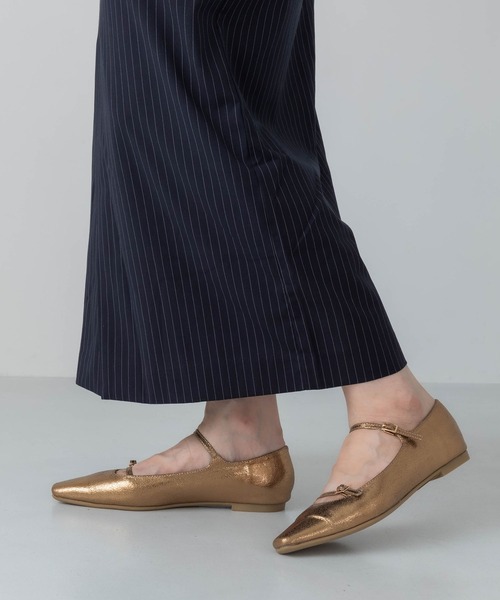 EVOL(イーボル)の「【ふかふか・軽量】ソフトダブルストラップフラットパンプス IZ5775(パンプス・レディース・アイボリー/レオパード/ゴールド/ブラック/アニマル/シルバー・23.5cm/24.5cm/23.0cm/24.0cm/25.0cm/22.0cm/22.5cm)」の9枚目の写真