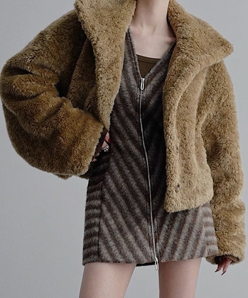 chuclla（チュクラ）の「【CHENTAITAI】フェイクファーショートコート CTW25a005（その他アウター・レディース・ベージュ・L）」の2枚目の写真