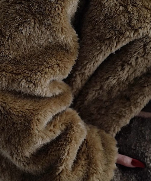 chuclla（チュクラ）の「【CHENTAITAI】フェイクファーショートコート CTW25a005（その他アウター・レディース・ベージュ・L）」の11枚目の写真