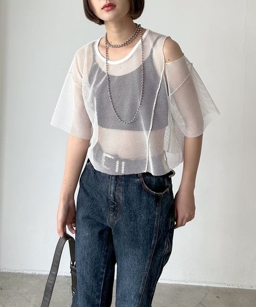 PAGEBOY（ページボーイ）の「カットアウトメッシュTシャツ（Tシャツ/カットソー・レディース・オフホワイト/ブラック/ダークブラウン・FREE）」の5枚目の写真