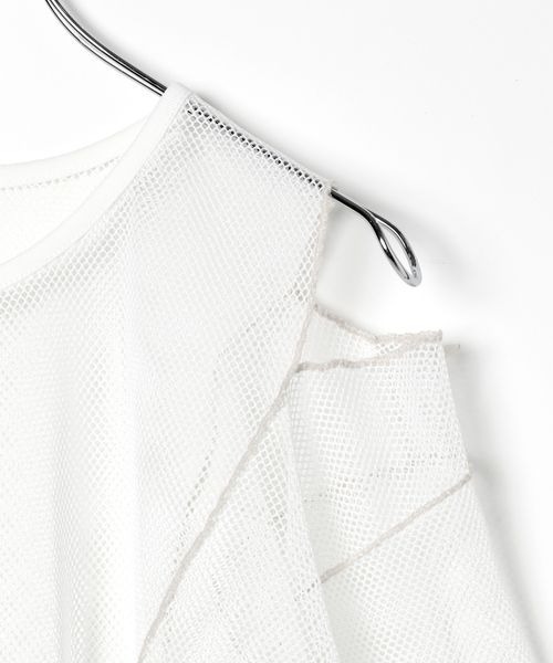 PAGEBOY（ページボーイ）の「カットアウトメッシュTシャツ（Tシャツ/カットソー・レディース・オフホワイト/ブラック/ダークブラウン・FREE）」の21枚目の写真