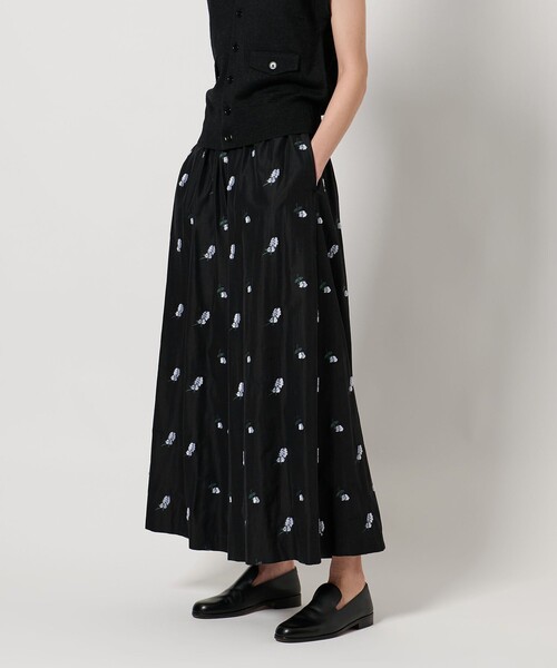 CRESCENT　ガウチョパンツ　ウール　ブラック　ジャガード織り LOEFF（ロエフ）の「＜LOEFF＞キャットニップ ジャガード ガウチョ