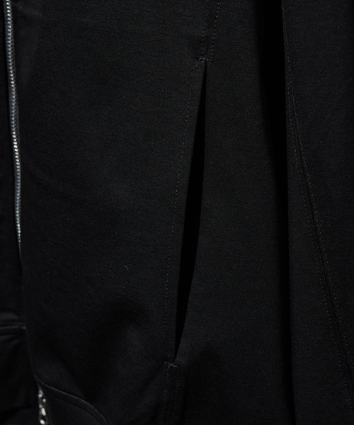 DESIGNWORKS（デザインワークス）の「【接触冷感】クールスムース ブルゾン / アンサンブル対応（ブルゾン・メンズ・ブラック/ホワイト/ネイビー・46/48/50）」の8枚目の写真