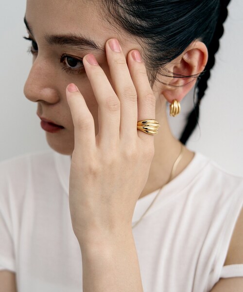 COCOSHNIK ONKITSCH(ココシュニックオンキッチュ)の「シルバー タングルドドームリング GP(リング・レディース・ゴールド・14/12)」の7枚目の写真