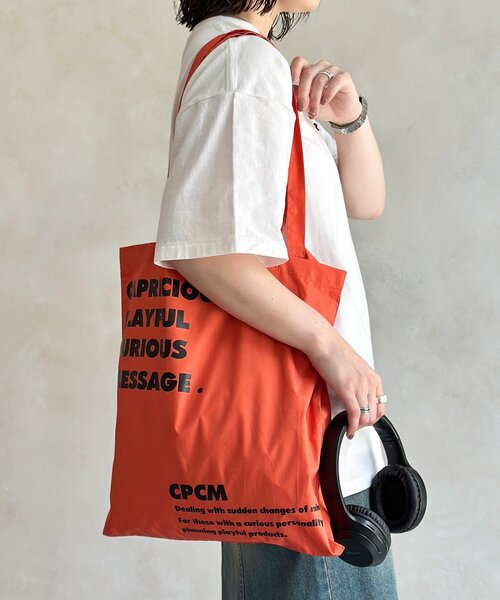 CPCM(シーピーシーエム)の「アソートプリントロゴトート(トートバッグ・レディース・ホワイト/グリーン/パープル/オレンジ・FREE)」の4枚目の写真