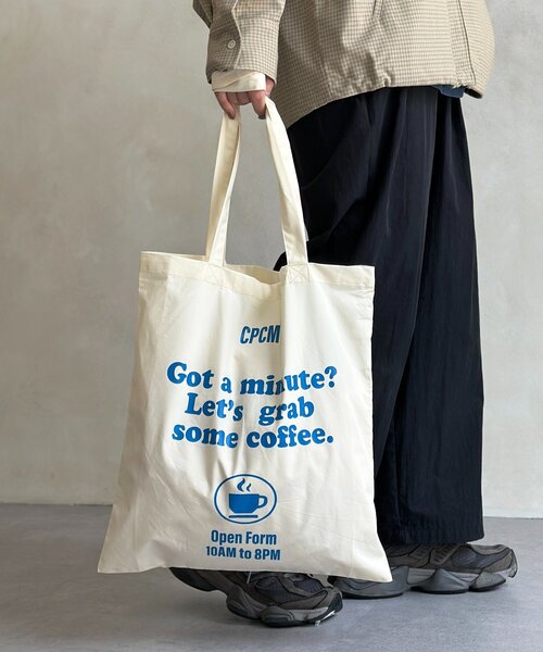 CPCM(シーピーシーエム)の「アソートプリントロゴトート(トートバッグ・レディース・ホワイト/グリーン/パープル/オレンジ・FREE)」の5枚目の写真