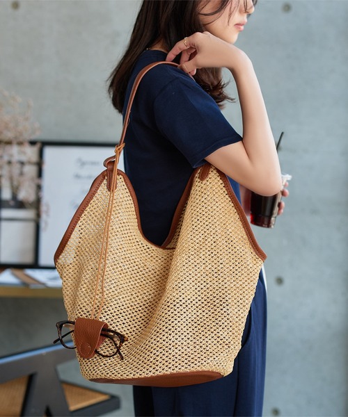 KOBE LETTUCE（コウベレタス）の「3点セット ペーパーバッグ（トートバッグ・レディース・ブラック/キャメル・M）」の8枚目の写真