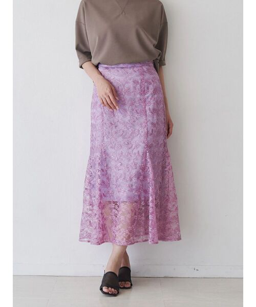 TONAL(トーナル)の「スパンコールレースマーメイドスカート(スカート・レディース・アイボリー/パープル/グリーン・SMALL/MEDIUM)」の1枚目の写真