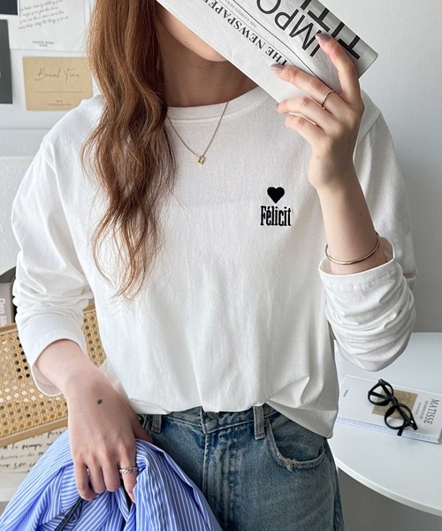 GeeRA（ジーラ）の「ハート＆ロゴワンポイント刺繍オーバーサイズロンT（Tシャツ/カットソー・レディース・チャコール/オートミール/オフホワイト・MEDIUM/LARGE/X-LARGE）」の4枚目の写真