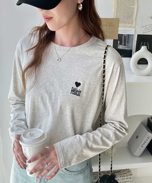 GeeRA（ジーラ）の「ハート＆ロゴワンポイント刺繍オーバーサイズロンT（Tシャツ/カットソー・レディース・チャコール/オートミール/オフホワイト・MEDIUM/LARGE/X-LARGE）」の6枚目の写真