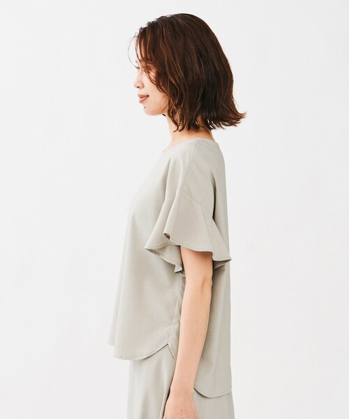UNTITLED（アンタイトル）の「リネンライク クルーネックブラウス 
