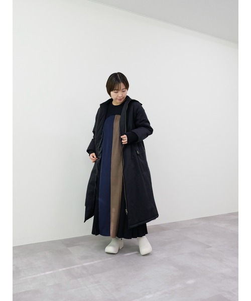 TEVALT（ヴァレット）の「サイドプリーツ配色ニットワンピース（ワンピース・レディース・ブラック/チャコールグレー/ボルドー・38）」の20枚目の写真