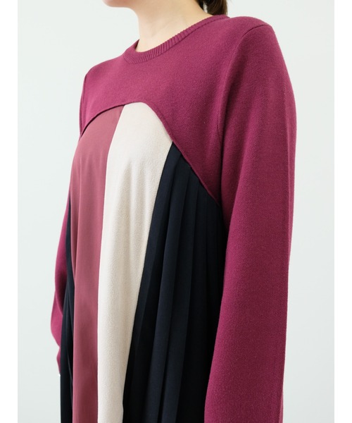 TEVALT（ヴァレット）の「サイドプリーツ配色ニットワンピース（ワンピース・レディース・ブラック/チャコールグレー/ボルドー・38）」の14枚目の写真