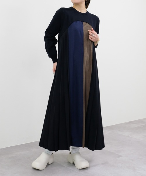 TEVALT(ヴァレット)の「サイドプリーツ配色ニットワンピース(ワンピース・レディース・ブラック/チャコールグレー/ボルドー・38)」の10枚目の写真