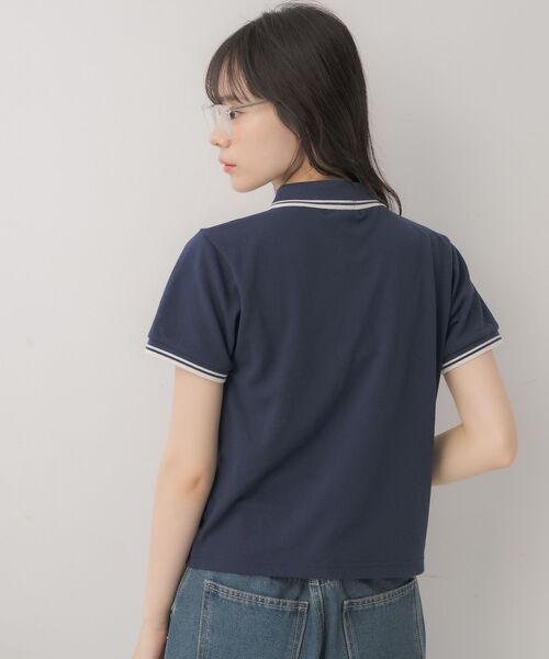 ems excite(エムズエキサイト)の「バイカラーポロTEE(Tシャツ/カットソー・レディース・ナチュラル/レッド系1/ダークブルー/チャコールグレー・FREE)」の22枚目の写真