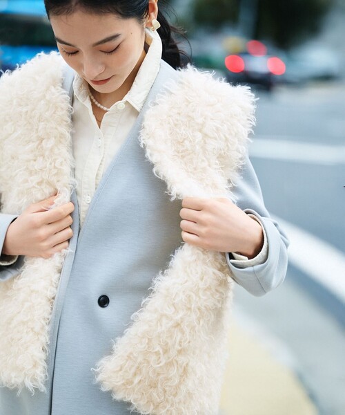 23区 L(ニジュウサンクオオキイサイズ)の「【SLOW/一部店舗限定】フェイクファー ジレ(その他アウター・レディース・アイボリー系/ブラウン系・44)」の6枚目の写真